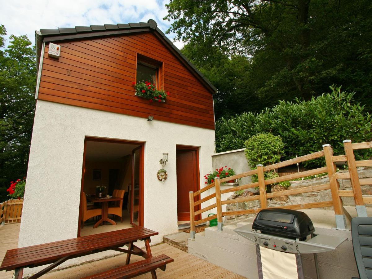 Cottage With A Terrace And A View Of The Valley Aywaille Exteriér fotografie