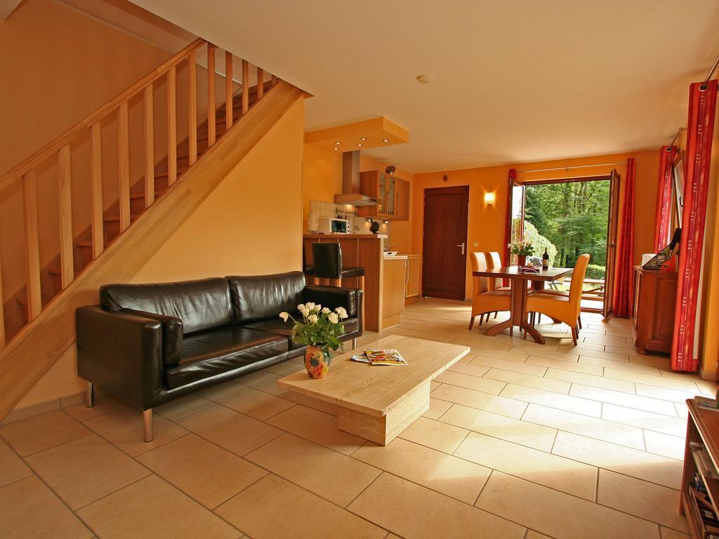 Cottage With A Terrace And A View Of The Valley Aywaille Exteriér fotografie